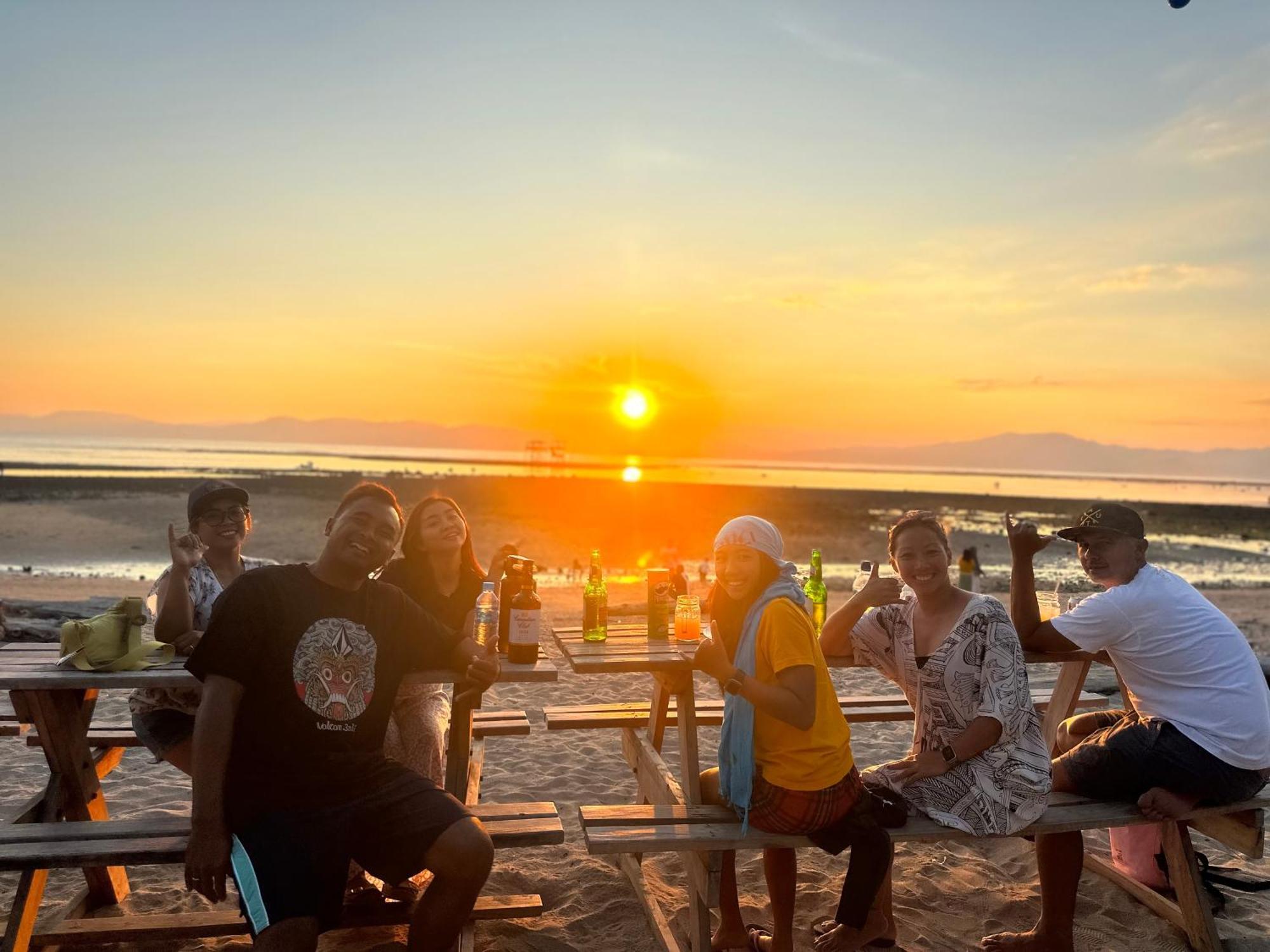 Medewi Secret Surfcamp Hotel Пулукан Екстериор снимка